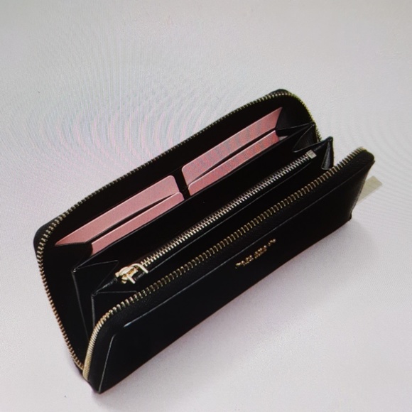 Kate Spade Wallet - Picture 4 of 5
